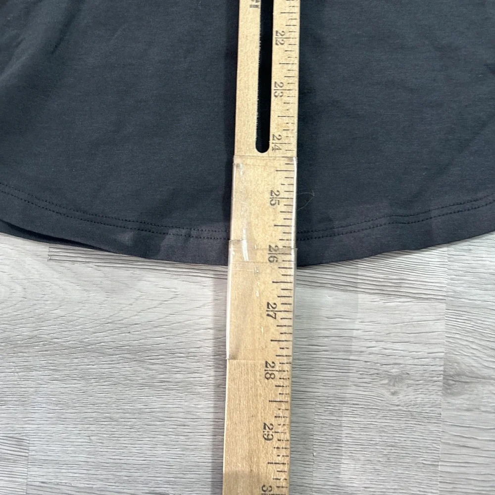 NEW Set of 2 Lululemon Shirt Womens 10 Large Black Crew Ladies LW3EYDS